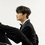 진짜 마크 존 나 잘생겼네 쮸왑쮸왑 흑발 <b>박제</b>