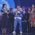 노래 잘하는 강아지 대회 <b>우승</b>
