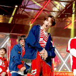 <b>성찬</b>이 이새끼 진짜 잘생겼네