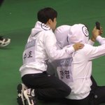 아 오세훈 팬들 보고 좋아하는거ㅋㅋㅋㅋ