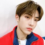 [NCT] <b>윈윈</b>이는 진짜 셀카 잘 찍는듯