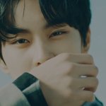 [이것좀봐줘] ㅂㅌㅅㄴㄷ ㅇㅎㅇㅍ 뮤비 <b>각도랑</b> 구성이 너무 비슷한 듯..