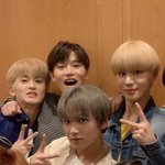 [NCT즌] 아 문팸 개좋음 나도 껴주라