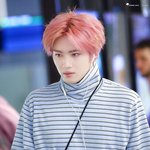 [펜타곤] 공항에서 우연히