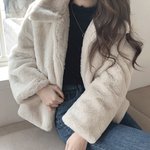 난 <b>패고</b>야.. 이 옷 어때...?