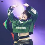 [NCT즌] 더쥔씨...동생에게 <b>크롭티</b>를 전수시켜주십셔