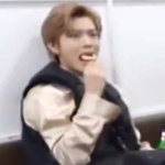 [NCT즌] 저화질 <b>양파</b>링 유타 모르는사람?