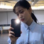 <b>예리</b>는 살 더 빠진거같어