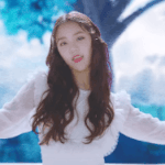 <b>청아</b>한 매력이 사진밖으로 느껴져