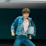 [NCT즌] 우리 정우 <b>메리야스</b>만 입히네