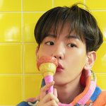 <b>변백현</b> 보고 싶다