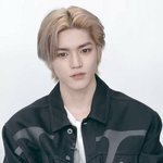 태용 이거 <b>심즈</b>같지않냐?
