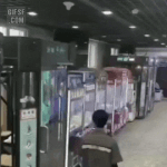 내 방구에 <b>범벅</b>이되어 죽어라