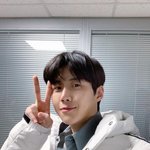 [NCT즌] 정우 <b>렌즈</b> 안 낄 <b>때</b> 더 닮았어