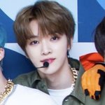 [NCT즌] 이 사진 ㅇㅅ ㄹㅎ 닮지 않음?