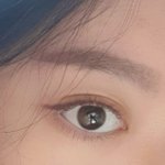 <b>아라</b> 많이 답답해보여?