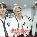 [엔하이픈] 제이 웃는 거 진짜 <b>개치</b>임 ㅋㅋㅋㅋㅋㅋ