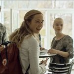 맞으면 <b>즉사</b>하는 비가 내려서 피했는데...