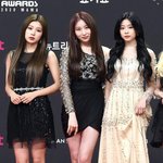 김민주랑 강혜원 근데 진짜 ㅈㄴ 닮았다