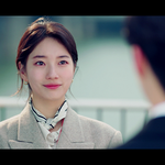 스타트업 수지 왤케 이쁨