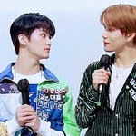 [NCT즌] 눈빛이 <b>유죄</b>야