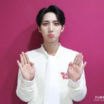[펜타곤] ⬇️ 유니버스들 <b>클릭</b> 금지