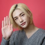 근데 스키즈 <b>현진</b>은 진짜 예쁘게 생긴거 같음