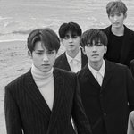 세븐틴 <b>민규</b> 이사진 누구 닮은것같은데