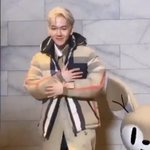 다 비켜 앞으로 백현이는 <b>사슴</b>이다