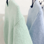 [이것좀봐줘] 이 <b>민트색</b> 옷 잘 어울리면 무슨 톤?