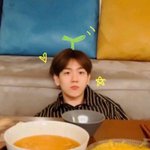백현 <b>새싹</b>잉