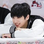 <b>데뷔초</b> 전정국 짤좀ㅂㅌ