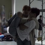 [NCT즌] 근데 얘 어케 매달려 있는 거임