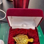 근속 5년.<b>순금</b> 거북이 받았습니다.