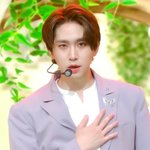 [펜타곤] 김옌안 봄눈 진짜 좋아<b>하나봄</b>ㅋㅋ