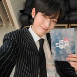 [모두드루와] 오늘자 뮤뱅 스페셜<b>mc</b> 걔