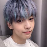 <b>수빈</b>이 되게 머리색깔 잘타는 듯