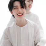 [펜타곤] 이해택의 <b>아랫니</b>좀