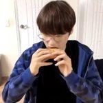 <b>휴닝</b>이 빵 먹는 리액션 개웃김
