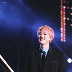 와 진짜 <b>규현</b> 웃는게 너무 이뻐