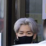 백현이 <b>이런</b> 느낌 <b>사진</b> 주라