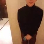 변백현 김준면팬티들고 브이앱했던거