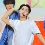 [펜타곤] 페나건이 새벽에 오니까