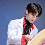 [골든차일드] 최성윤 <b>의사</b>가운 입힌 니스