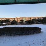 와 ㅅ벌 눈온 거 보소 눈<b>보미</b>까 잠이 확 깸