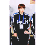 [펜타곤] <b>누나</b>라니...