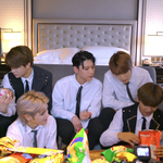 [NCT] 여기 왜 도영이 <b>없어</b>?