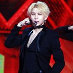 <b>의외</b>로 발 작은 남자 아이돌들