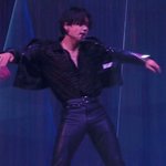 정국 허리가 <b>허벅지</b>만 함