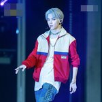 크롭티에 집착 광공이 되어가는 듯한 <b>NCT</b> 코디